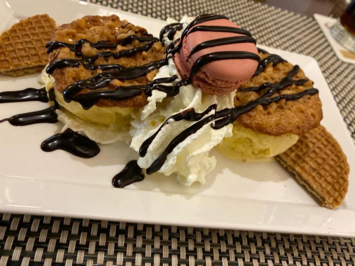 Hotel Restaurant Zum Hollaender Hof Abádszalók ภายนอก รูปภาพ